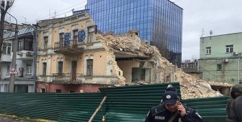 Історичні будинки Києва: як забудовники використовують війну для знищення  пам'яток | Економічна правда